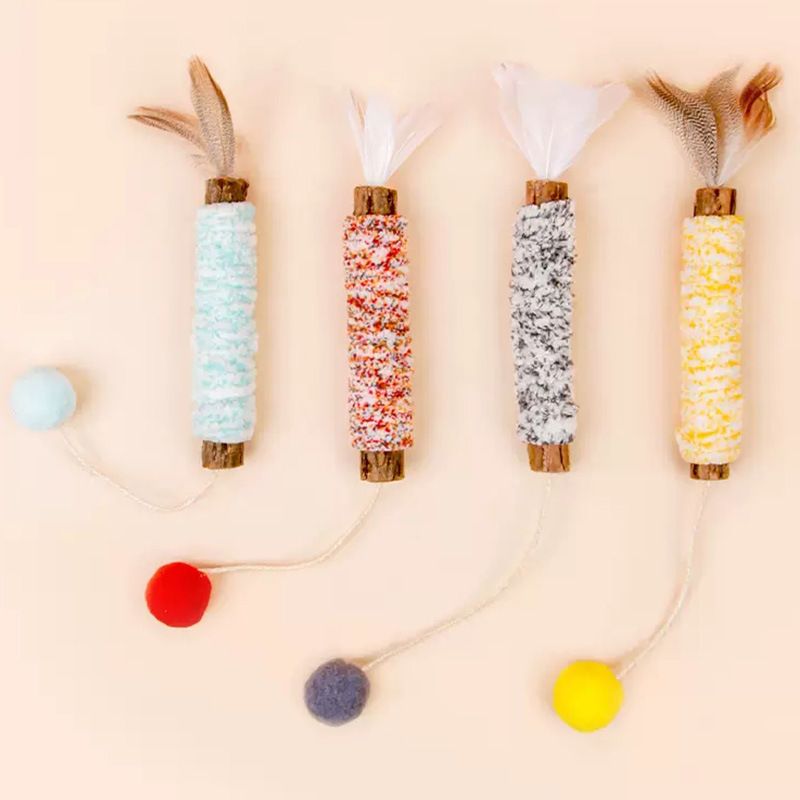 New Wooden Teaser Wand Cat Self-Entertainment Durable Chew Teeth Cleaning Toy With Feather And Yarn Wrap_voghion.com
