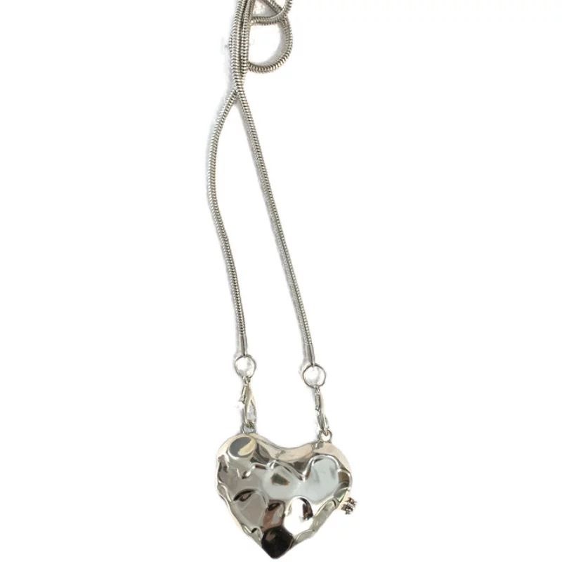 Mini accessorio di alta qualità per abiti coordinati, con piccola catena a forma di cuore in metallo, stile celebrità coreana di Internet_voghion.com