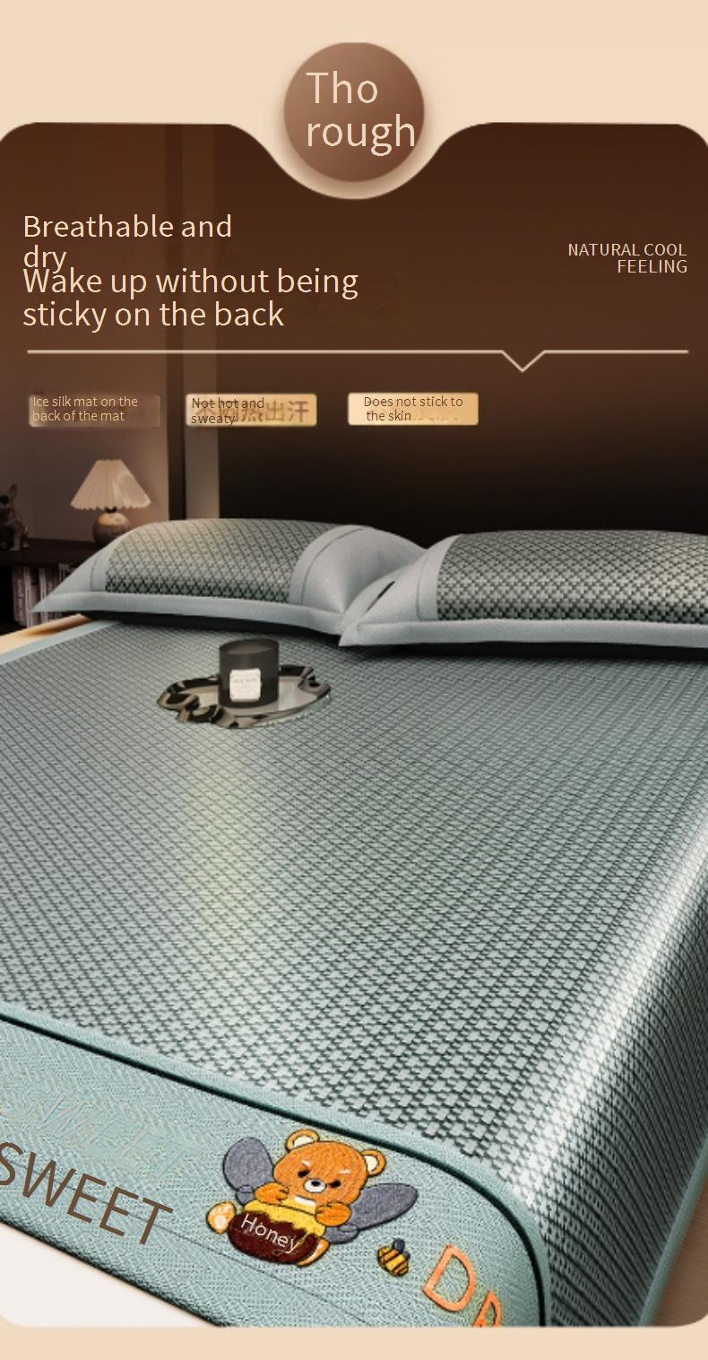 Ice Silk Cool Mat Sommer Maschinenwaschbare weiche Rattanmatte Dreiteiliges Set Kinder A-Klasse Mutter und Baby Klasse Sommermatte_voghion.com