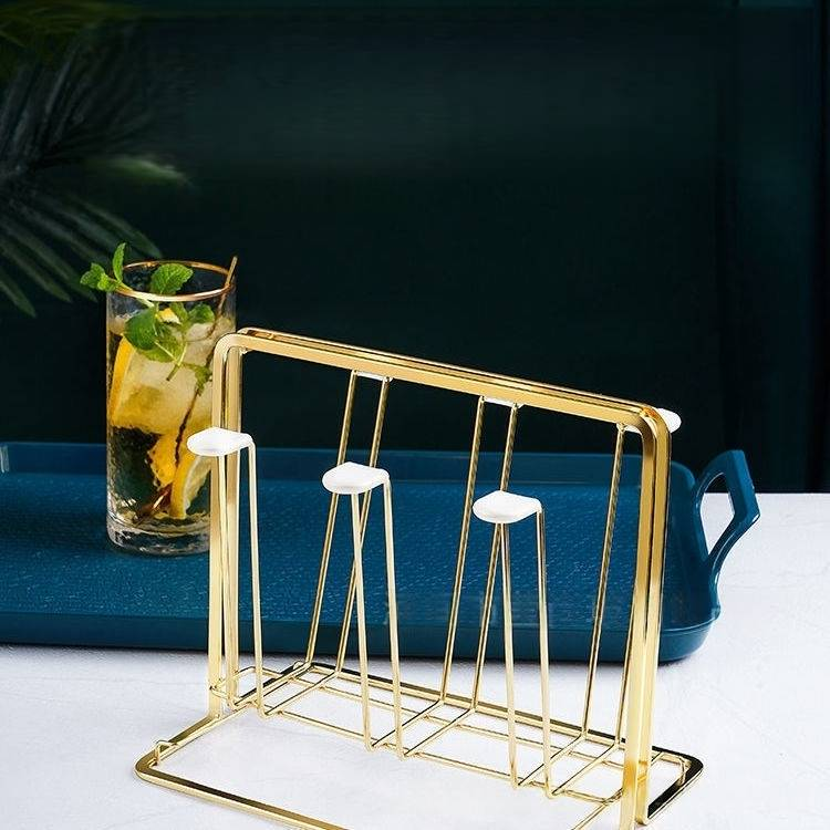 Goldenes Getränkehalter-Set aus Edelstahl – Modernes Abtropfgestell im nordischen Stil für Gläser und Tassen (platzsparender Küchenarbeitsplatten-Organizer mit 6 Fächern)_voghion.com
