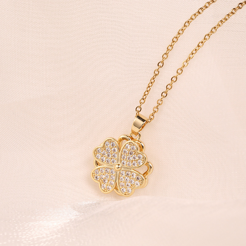 Collana con colletto in acciaio al titanio edizione semplice ed elegante per il nuovo pendente alla moda in titanio con erba a quattro foglie a doppio strato_voghion.com