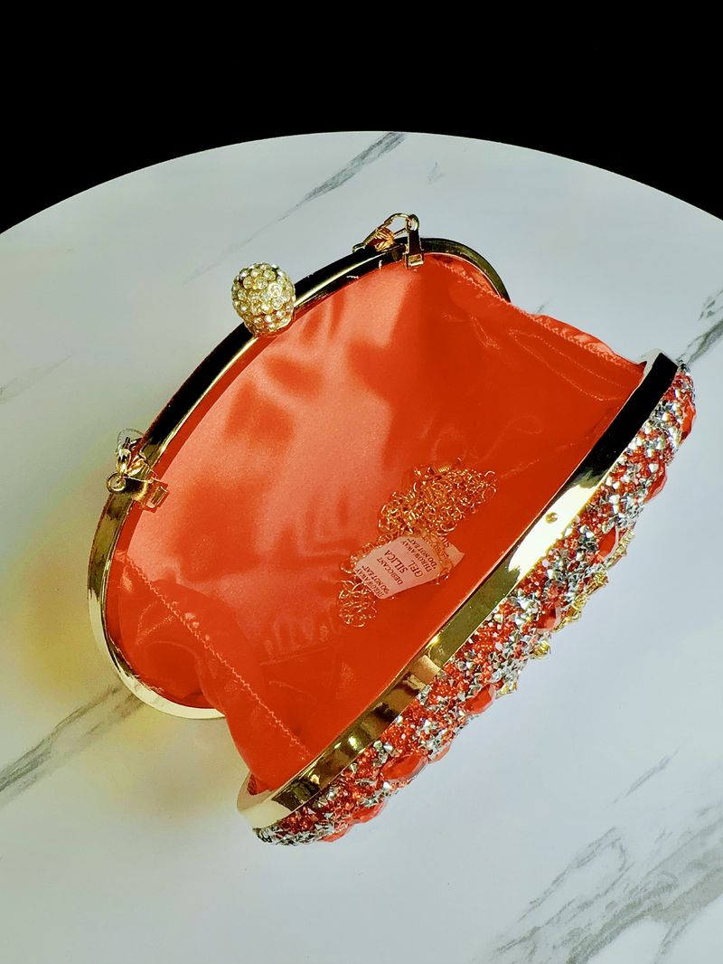 New Water Girasole Pieno di Diamanti Uovo d'Oca Piccola Borsa per banchetti Qipao da donna con croce diagonale palmare_voghion.com