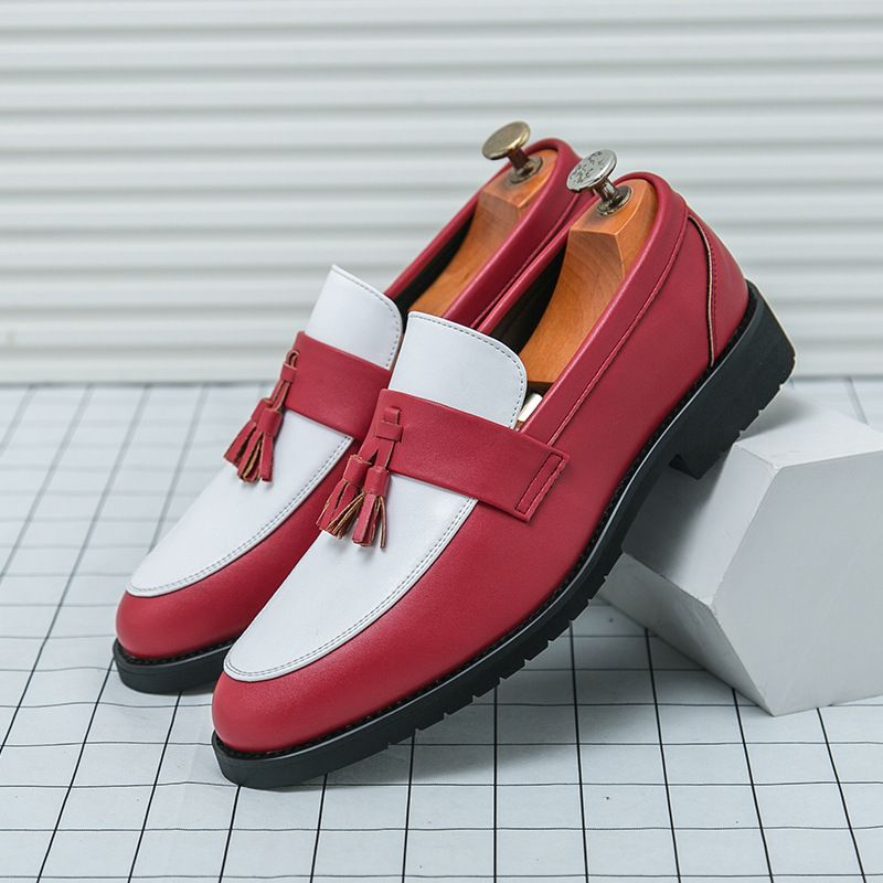 Mocassini slip-on da uomo con rialzo in pelle brogue da uomo, modello Euro Step, modello formale con nappine, modello Business 2025_voghion.com
