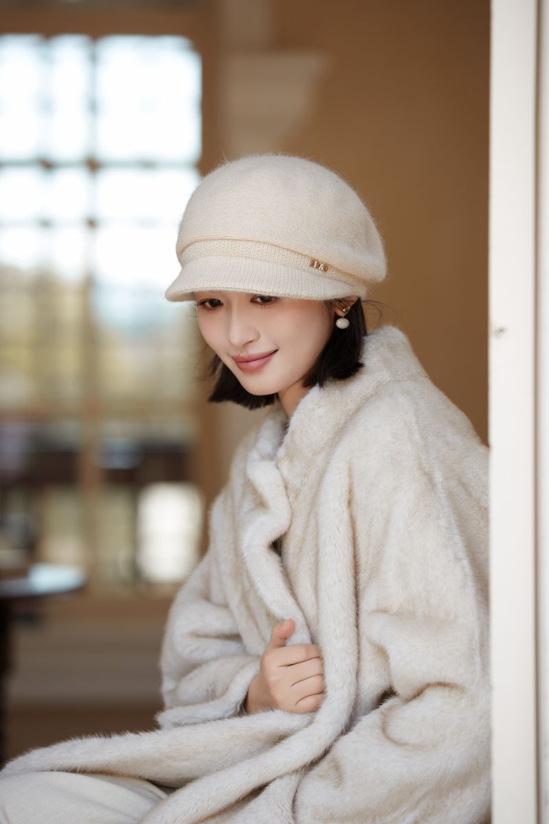 Rabbit Fur Blend Knitted Earflap For Women, Elegant Stylish Autumn And Winter Woolen Duckbill Cap, Face Slimming_voghion.com