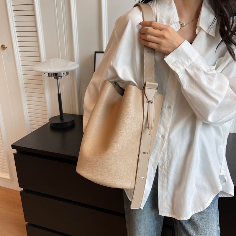 Retro Kleine Einfarbige Leder Schulter Taschen Für Frauen Designer Mode Eimer Taschen Weibliche Handtaschen Unterarm Tasche_voghion.com