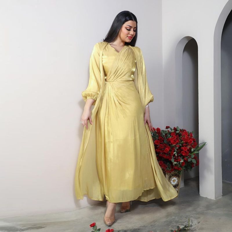 Damenbekleidung Helles Seidenkleid Dubai Robe Mode Abaya Weicher Zweiteiler_voghion.com