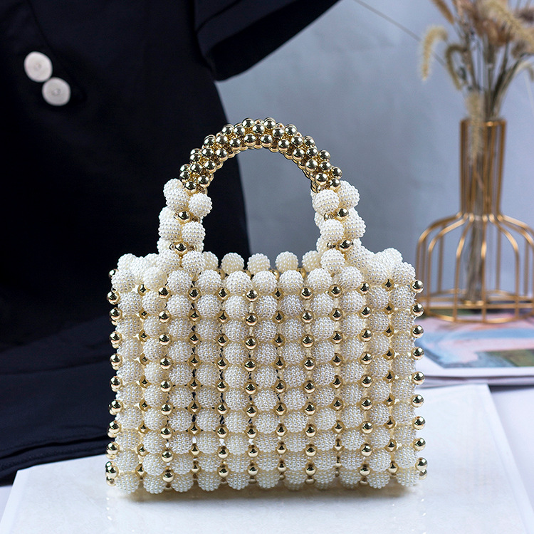 Borsa quadrata decorata con papavero piccolo intrecciata a mano Pearl Banquet_voghion.com
