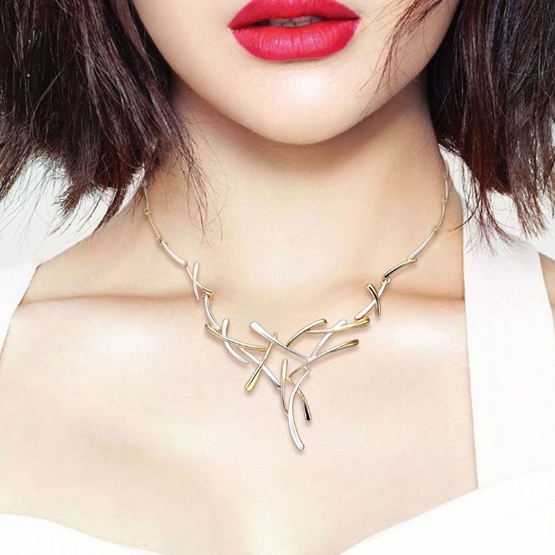 Novo conjunto de brincos de colar cruzado exagerado de duas cores, simples e versátil, acessório feminino da moda_voghion.com