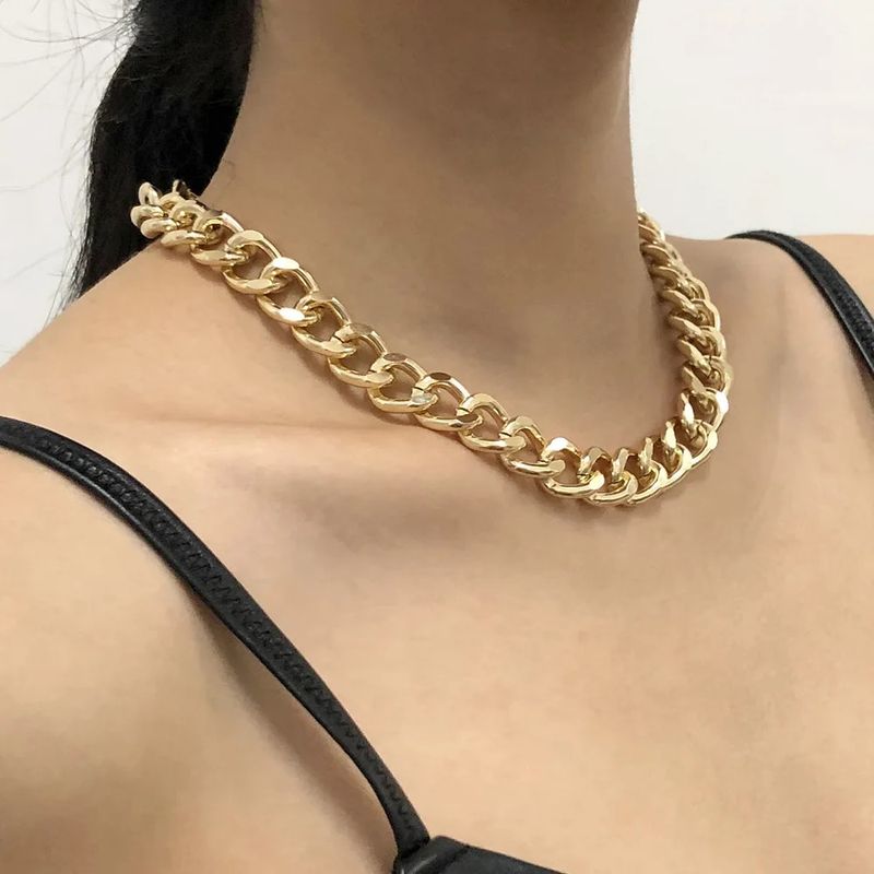 Moda donna 2025 Moda donna 2024 Grande per donna, placcato in oro argento, collana spessa enorme e collana con lucchetto, gioielli regalo per feste_voghion.com