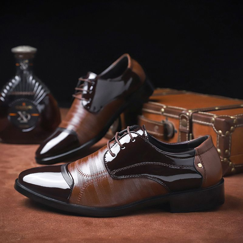 Zapatos de cuero puntiagudos de negocios para hombres de alta calidad, zapatos formales_voghion.com