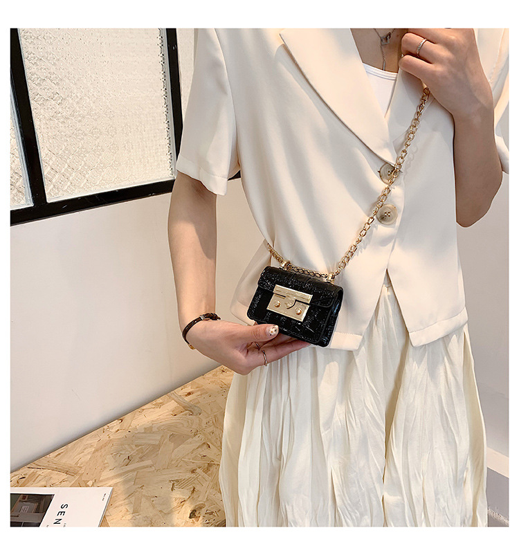 Ins net red high-end fashion niche design mini chain Messenger bag female Korean version foreign style all-match single shoulder bag_voghion.com
