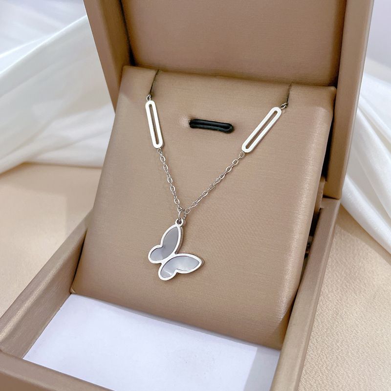 【 Full Body Titanium Steel 】 Beimu Butterfly Personality Minimalist Gold Necklace In The Wind Furnace Female INS Mesh_voghion.com
