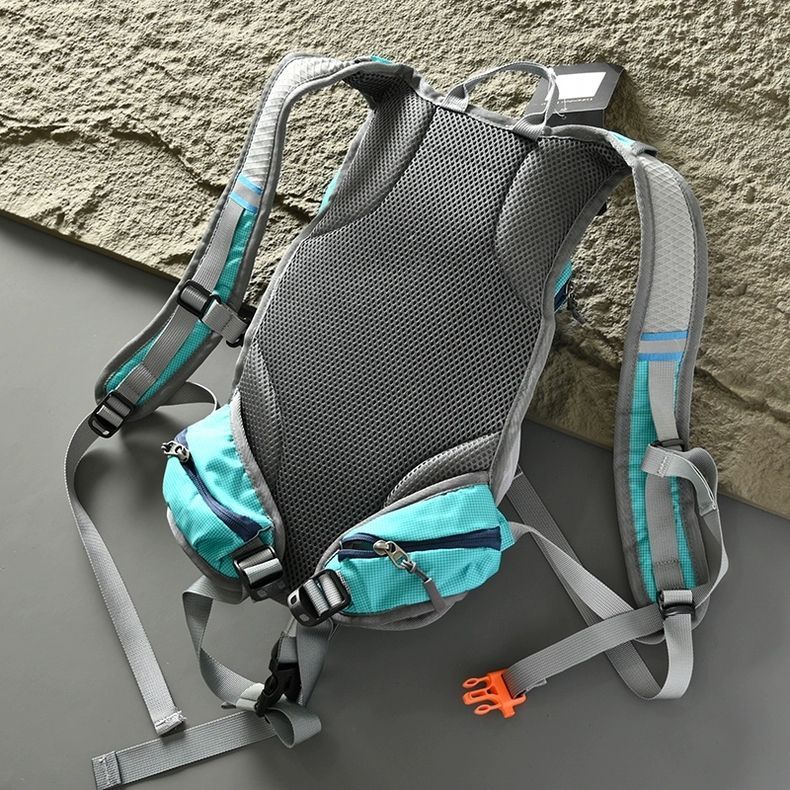 Zaino leggero e portatile per alpinismo, arrampicata e ciclismo_voghion.com