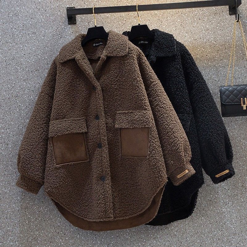 Casaco feminino de lã de cordeiro para inverno, jaqueta longa, acolchoada e espessa, corte solto, agasalho grande com detalhes em patchwork_voghion.com