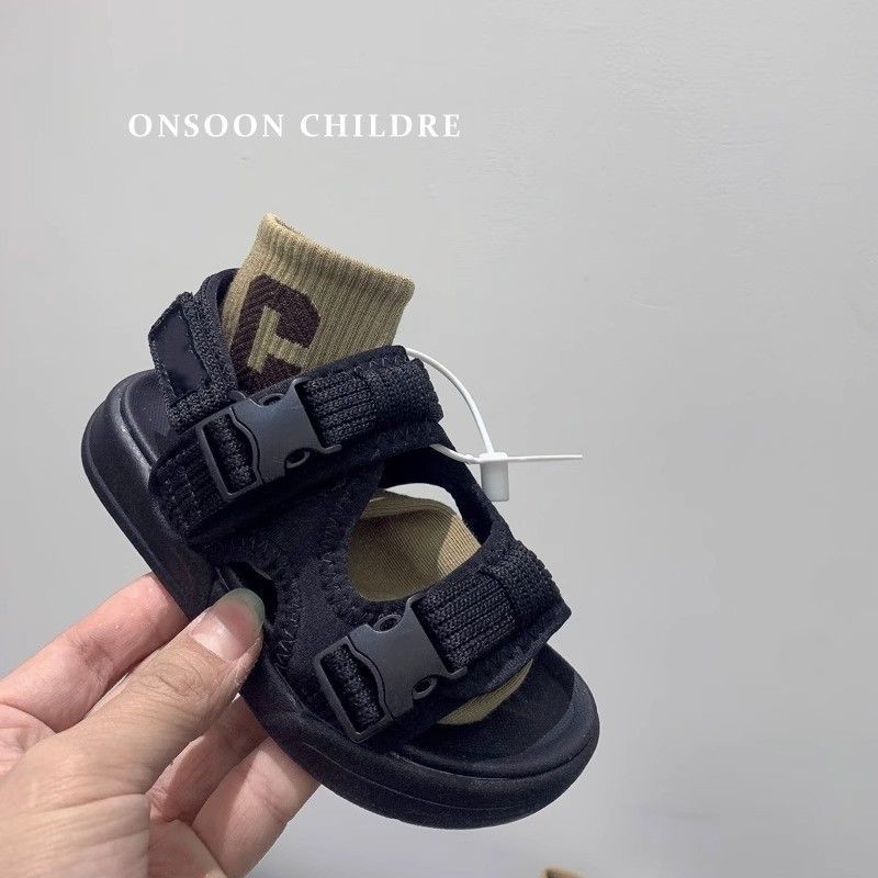 Mother Kids Ragazzi sandali neri estate nuove scarpe da spiaggia con suola morbida per bambini di medie e grandi dimensioni Sandali sportivi per bambini alla moda in stile coreano_voghion.com
