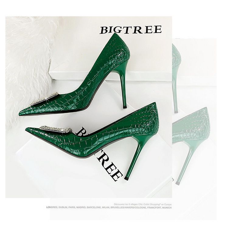 3391-K28 Korean Women's Slim Ultra High Heels Shallow Mouth Sharp Toe Lacquer Skin Snake Pattern Water Diamond Buckle_voghion.com