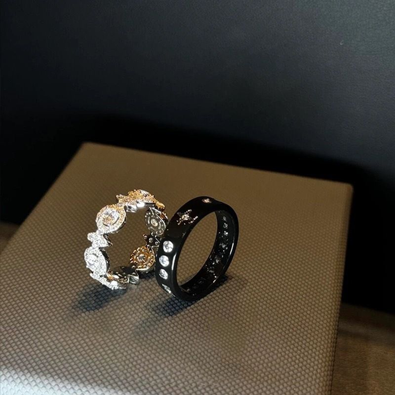 Destiny Star "Anello da coppia in bianco e nero con cielo stellato e diamanti scintillanti, nuova moda, design di nicchia, anello versatile_voghion.com