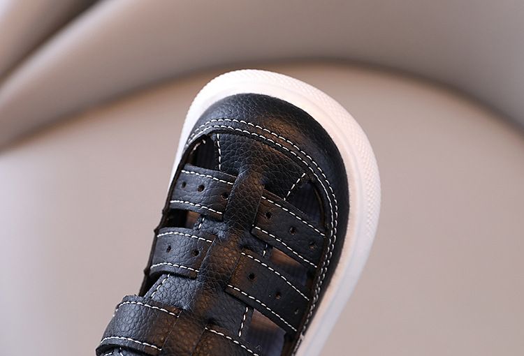 Sandali per bambini alla moda estiva 2024, scarpe da spiaggia in pelle con fori per bambini e bambine, scarpe con suola morbida_voghion.com