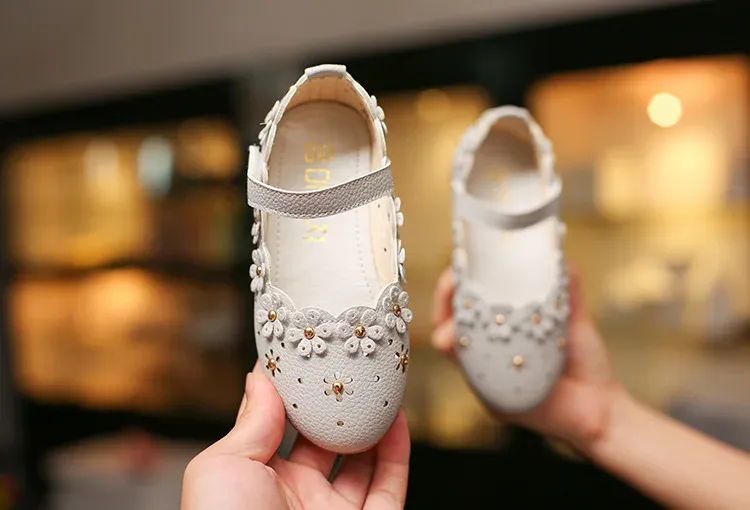 Bambini Bambino Bianco per Festa di Nozze Moda Principessa Scarpe in Pelle con Fondo Morbido Bambini Grandi Ragazze Fiore Appartamenti_voghion.com