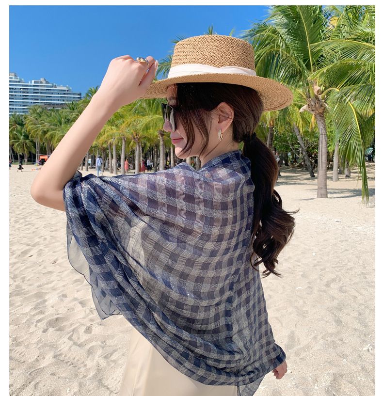 Nuova seta da donna edizione coreana versatile a scacchi in filo d'oro decorazione di lusso moda protezione solare spiaggia sciarpa_voghion.com