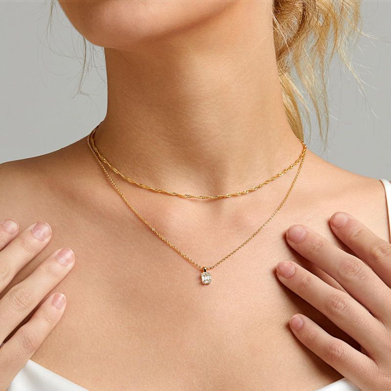 Collier double couche en laiton plaqué or avec pendentif en zircon simple et tendance pour femme_voghion.com
