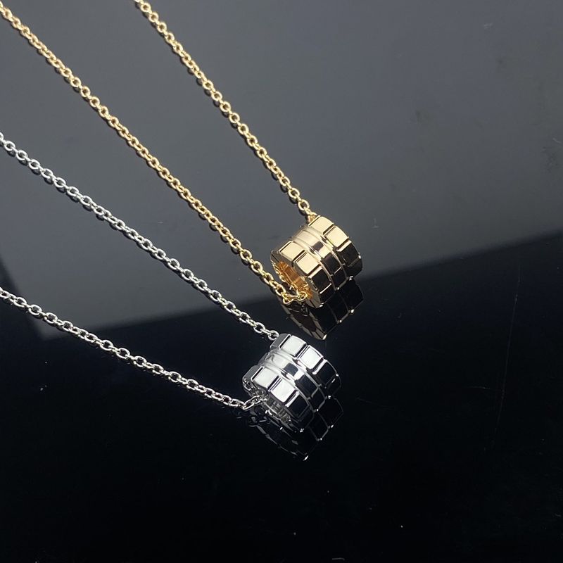 Eiswürfel-Halskette für Frauen, klassischer quadratischer Anhänger mit kleiner Taille, trendige High-End-Halskette für Freundinnen mit gleicher Schlüsselbeinkette_voghion.com