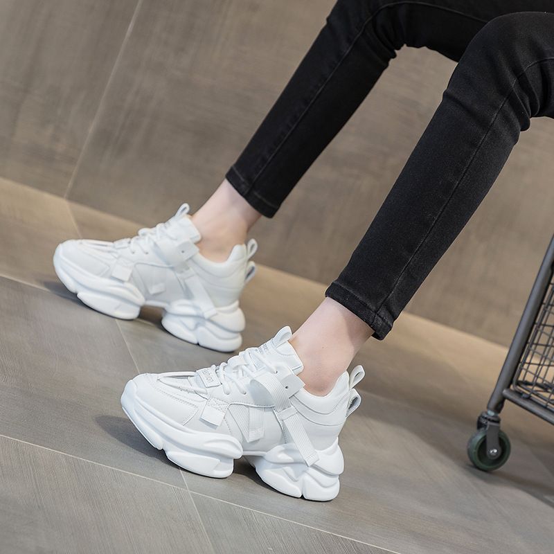 Dickbesohlte Erhöhungsschuhe Tanzschuhe Daddy-Schuhe Lederoberfläche Weiche Sohle Sport Freizeitschuhe Damen_voghion.com