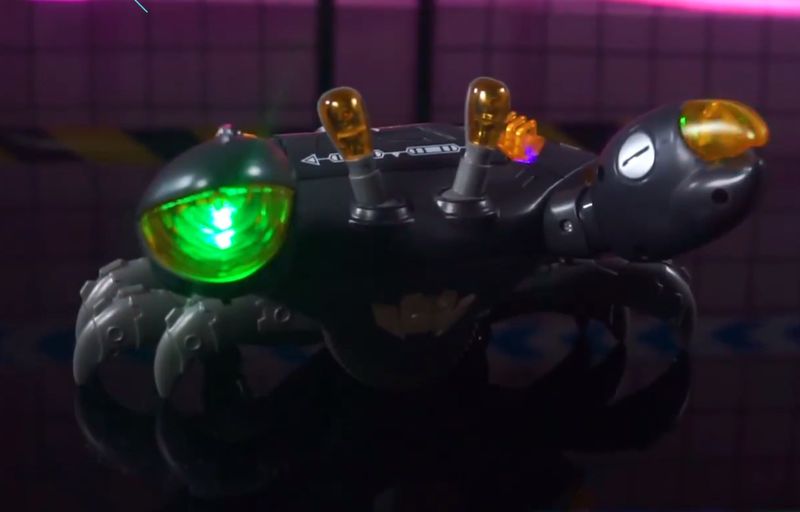 Nuovo granchio meccanico elettrico universale con ruota in grado di emettere luce, giocattolo elettrico per bambini simulato di granchio strisciante_voghion.com
