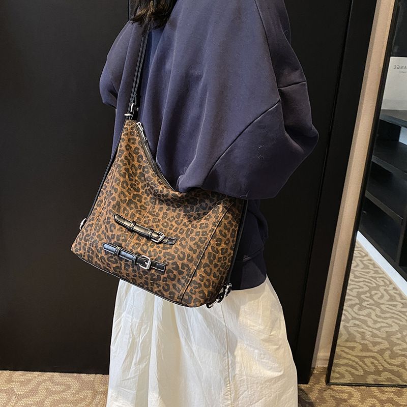 Women's Large Capacity Bag, Multifunctional Shoulder Bag, Underarm Tote Bag_voghion.com