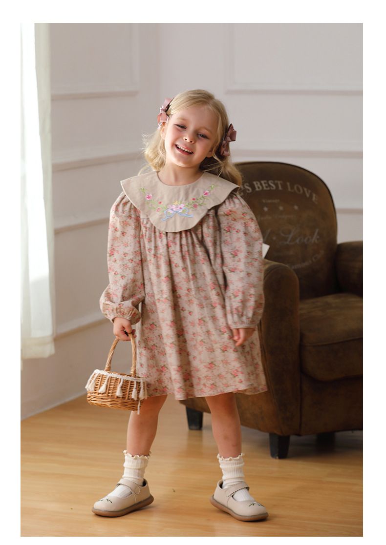 Rochie de fete cu guler retro și flori pentru mame și copii, îmbrăcăminte pentru mame și copii, toamna 2024, broderie cu flori, fustă de prințesă dulce pentru copii_voghion.com