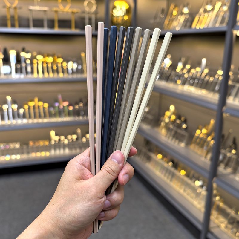 Alloy Chopsticks For Home Use, New Model, Mold-Resistant, Non-Slip, Temperature Resistant, High Aesthetic Value,_voghion.com