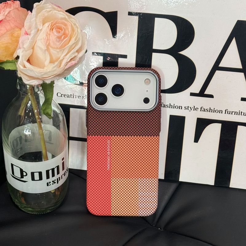 Compatible With IPhone 17 Pro Max Phone Case Skin Feel Magnetic Kevlar Pattern Color Block IPhone 16 Protective Cover_voghion.com