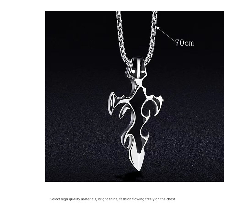 Pendentif croix flamme en acier titane de style hip-hop avec une touche haut de gamme pour colliers pour hommes et chaîne de pull polyvalente_voghion.com