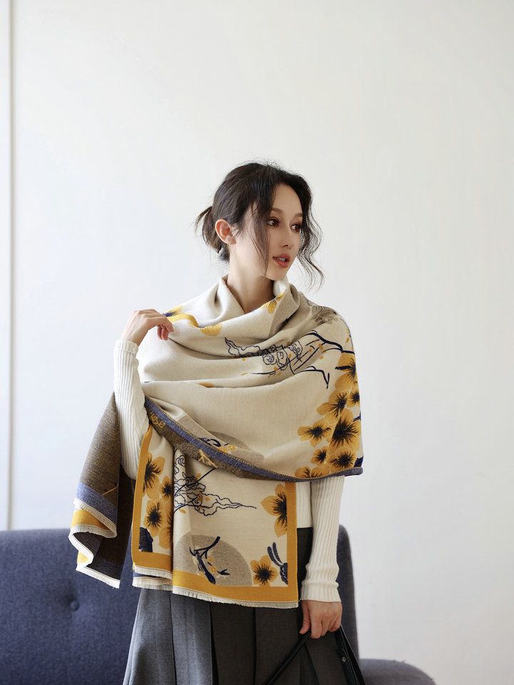2025 Winter New Imitation Cashmere Printed Scarf Women's High-end Temperament Versatile Warm Shawl Scarf Dual-purpose_voghion.com