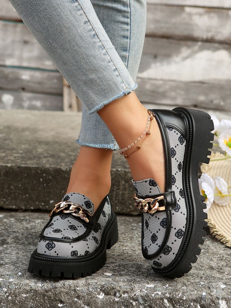 Damenschuhe neue große Größen, die die Höhe verbessern, vielseitige Plateauschuhe aus kleinem Leder_voghion.com
