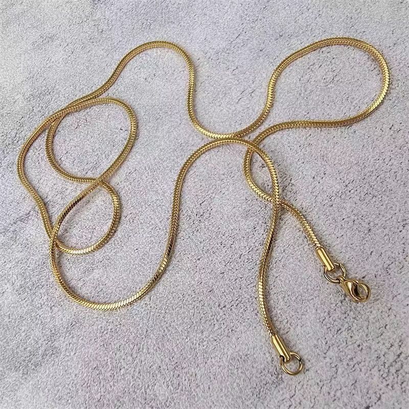 Charm colored jewelry, round hip-hop stainless steel necklace, snake bone chain, simple and versatile, personalized_voghion.com