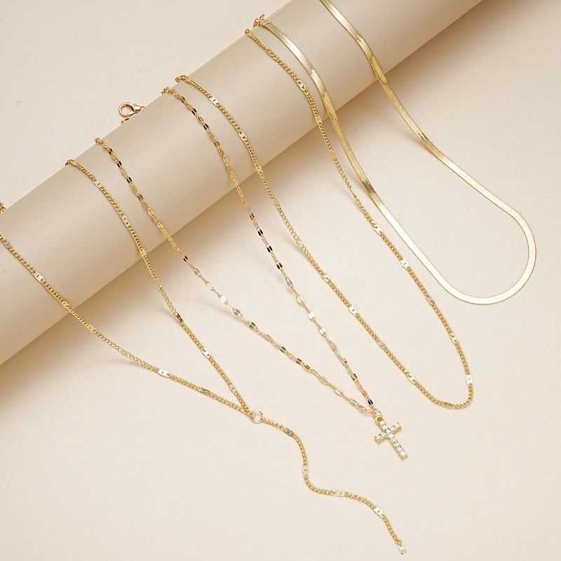 Set di collane con croce a strati placcate in oro, ciondolo a croce con zirconi cubici e catene multifilo, gioielli religiosi e quotidiani_voghion.com
