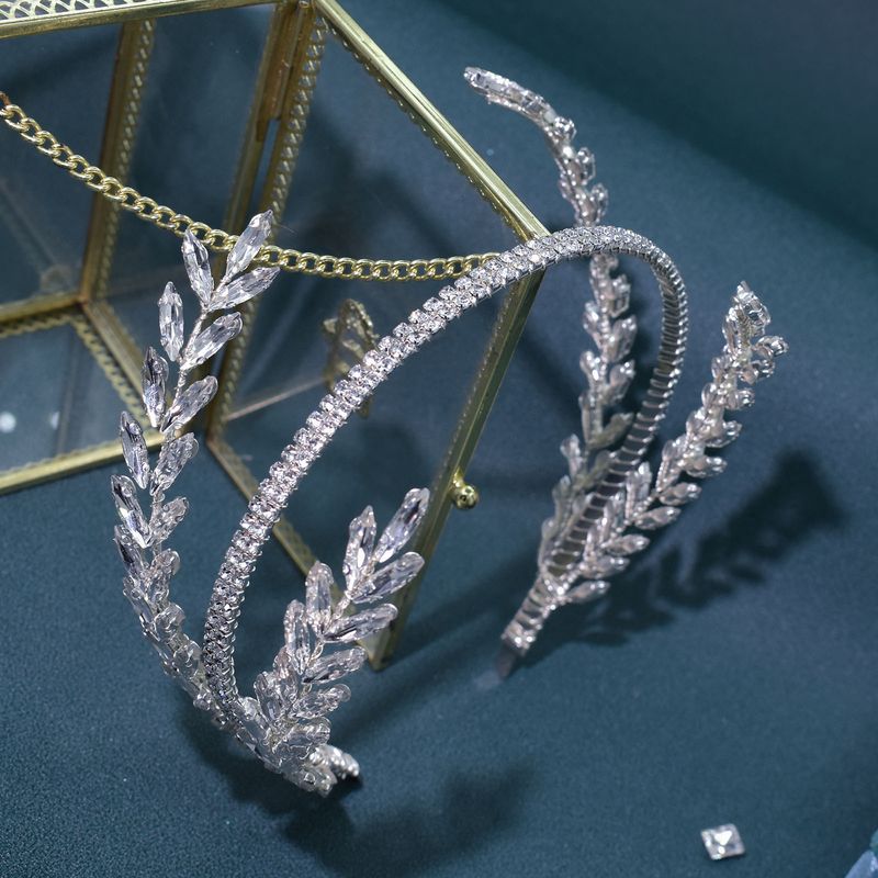 Cerchietto per capelli da donna con strass di cristallo fatto a mano, accessori per capelli da sposa, elegante design floreale, diamanti in argento e oro_voghion.com