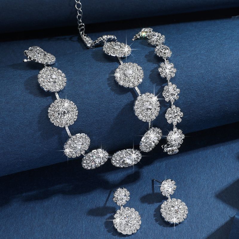 European And American Hot Fashion Rhinestone Earrings Necklace Two-piece Set Claw Chain Bride Wedding Birthday Party_voghion.com