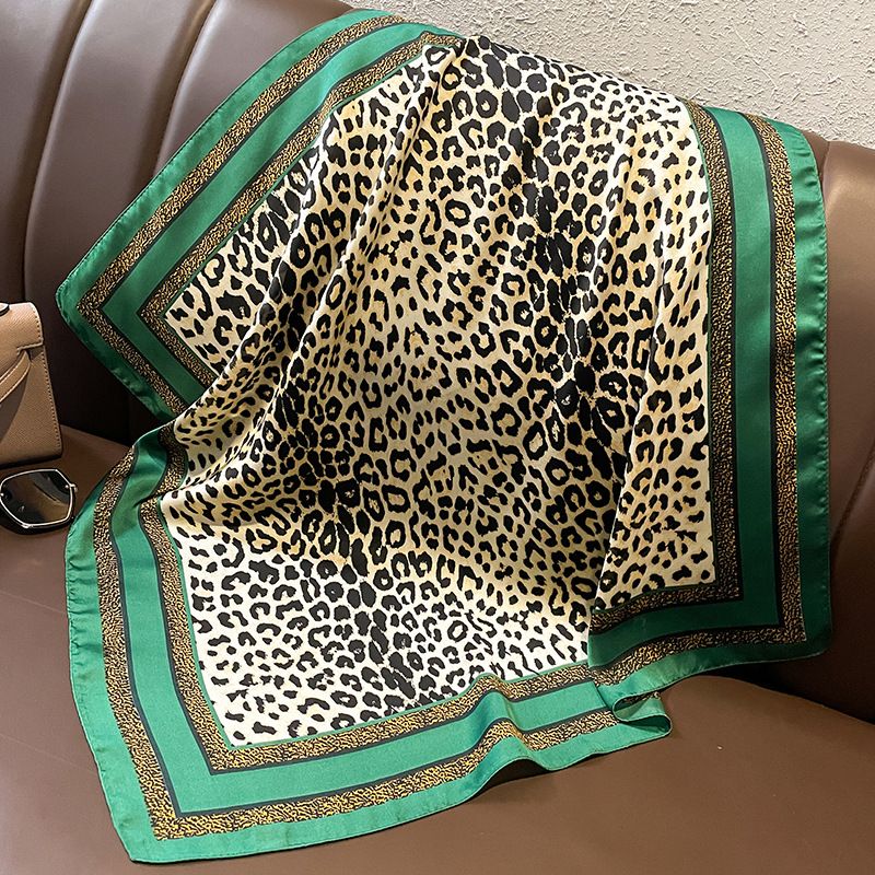 Koreansk ny mote leopardmønster liten firkantet kvinners vår- og høstdekorativ turismeferiepannebåndskjerf_voghion.com