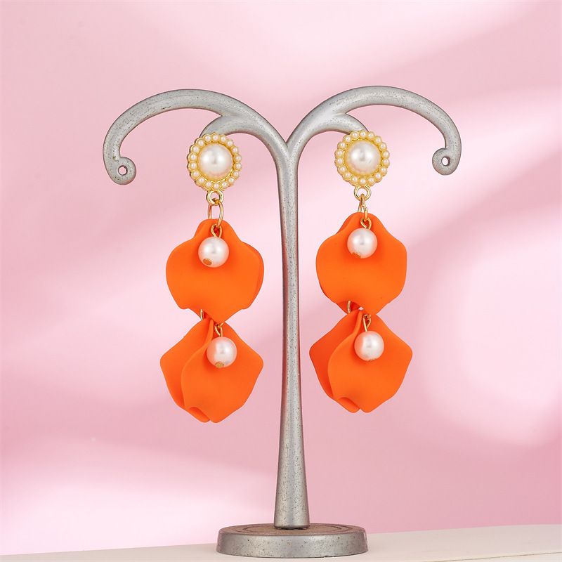 retro style Pearl petal earrings original design earrings_voghion.com