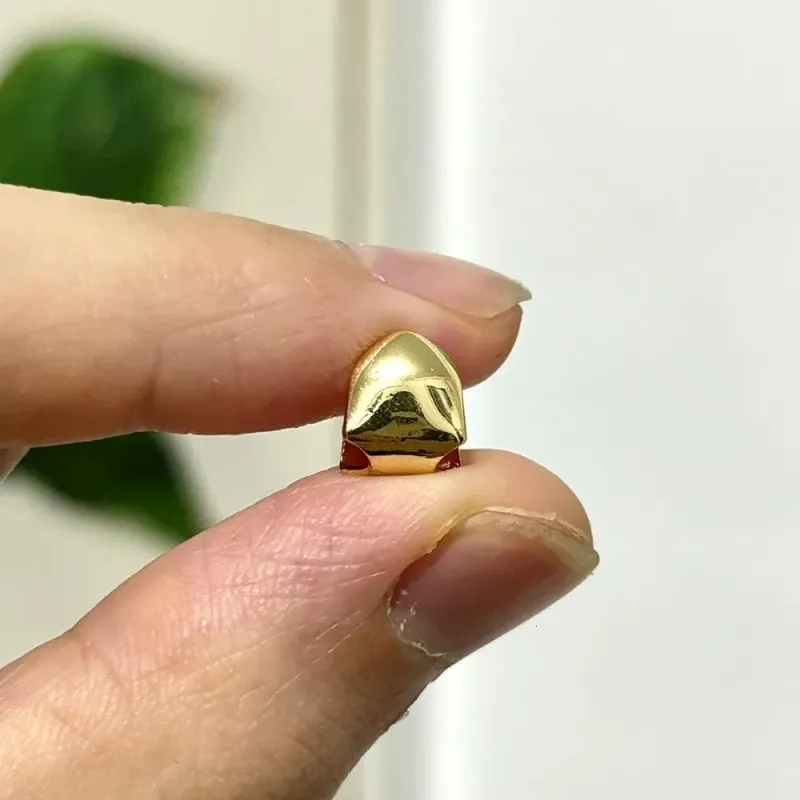 YONGX Gold Silver Monochrome Teeth Grilz Classic Hip Hop Gloss Hat Mens Jewelry Halloween Gift 241210_voghion.com