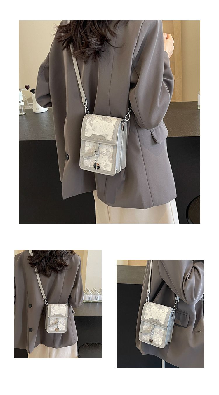 Niche Design Embroidered 2024 New Women's Fashion One Shoulder Crossbody Versatile Popular Small Square Bag_voghion.com