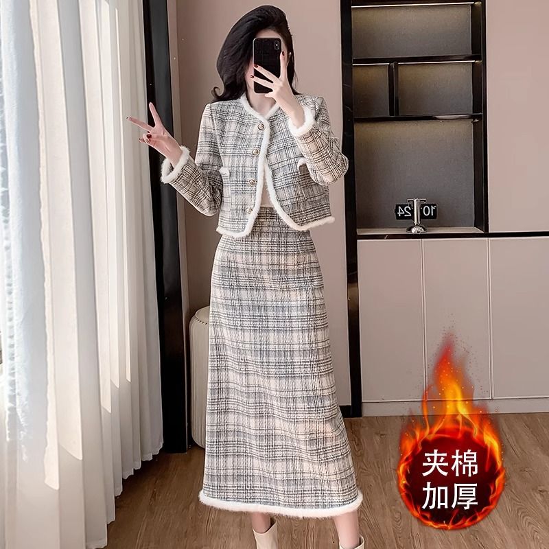 Xiaoxiang Style Plaid Half-Length Skirt Winter Dress 2025 New Elegant Socialite Matching Set_voghion.com