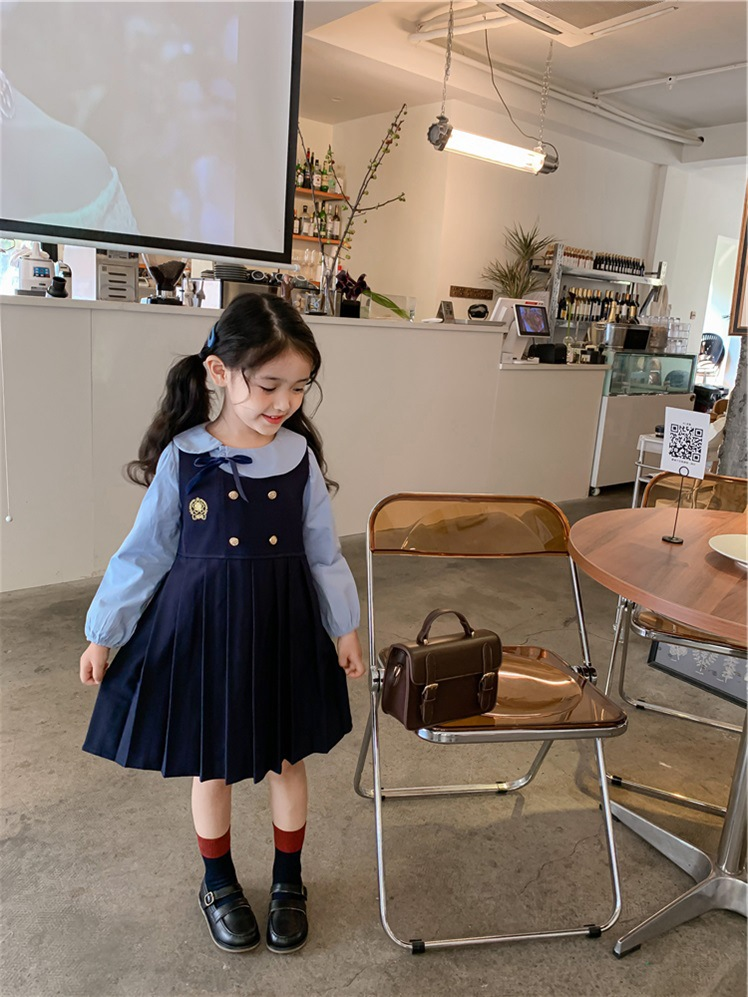 Abbigliamento per bambini, set autunnale per ragazze, graziosa camicia universitaria feng shui+gonna gilet in stile britannico blu navy_voghion.com