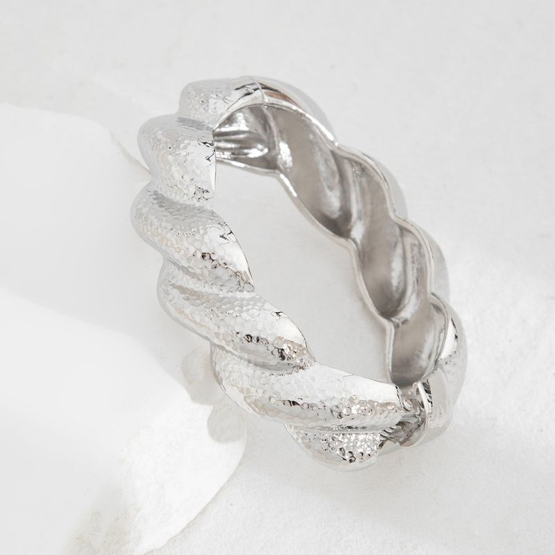 Armband Punk Brede Armband Dames Zwaar Ontwerp Ring Overdreven Draad Twist Lijn Armband_voghion.com