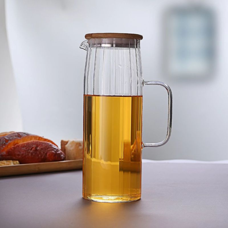 Striped Glass Pitcher With Stainless Steel Lid - 1.5L Thickened Iced Water Jug For Juice Tea & Infused Drinks Heat-Resistant_voghion.com
