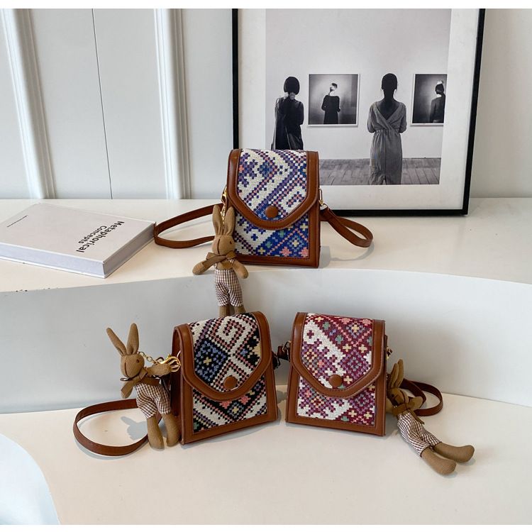 High-End-Ethno-Stil Crossbody Telefon für Frauen 2023 Herbst neue Single Schulter kleine quadratische Tasche Mode vielseitige Münze_voghion.com