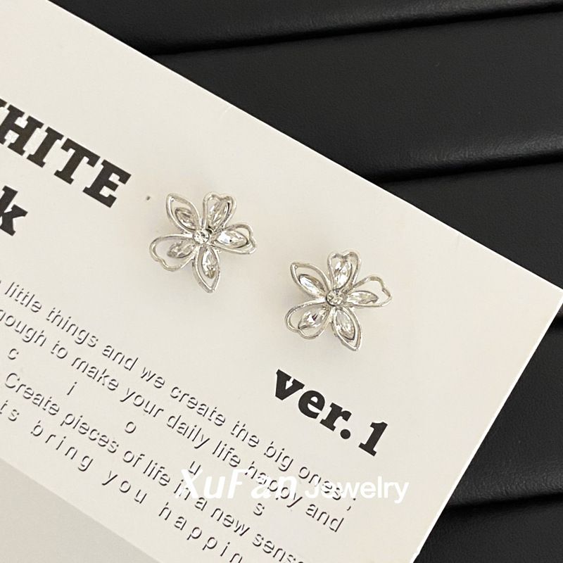 Orecchini a forma di fiore trasparente in stile coreano, piccoli, squisiti, alla moda, di nicchia, dal design versatile, accessori per le orecchie di alta qualità e personalità._voghion.com