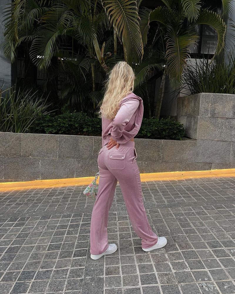 Samt-Trainingsanzug-Set für Damen – Jogginghose aus weichem Polyester und langärmliges Oberteil für Freizeitkleidung, Fitnessstudio, Lounge, Reisen – Schwarz/Hellblau/Pink/Rosa_voghion.com